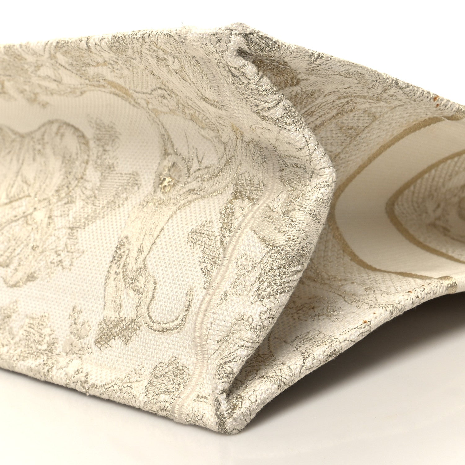 Christian Dior Canvas Embroidered Medium Dioriviera Toile De Jouy Book Tote Gold 10 of 11