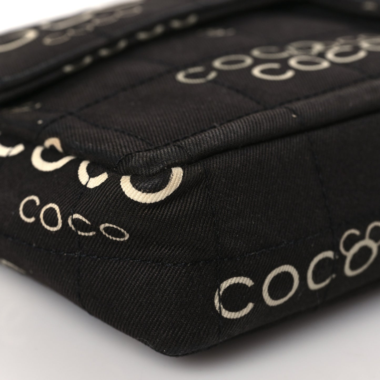 Canvas Chocolate Bar Quilted Coco East West Flap Black
