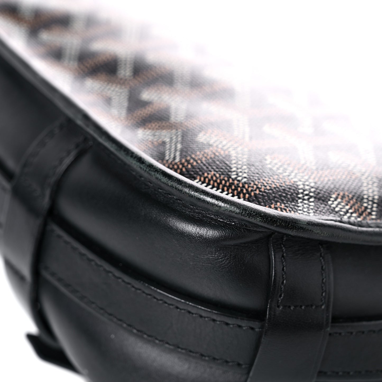 Goyardine Belvedere MM Messenger Bag Black