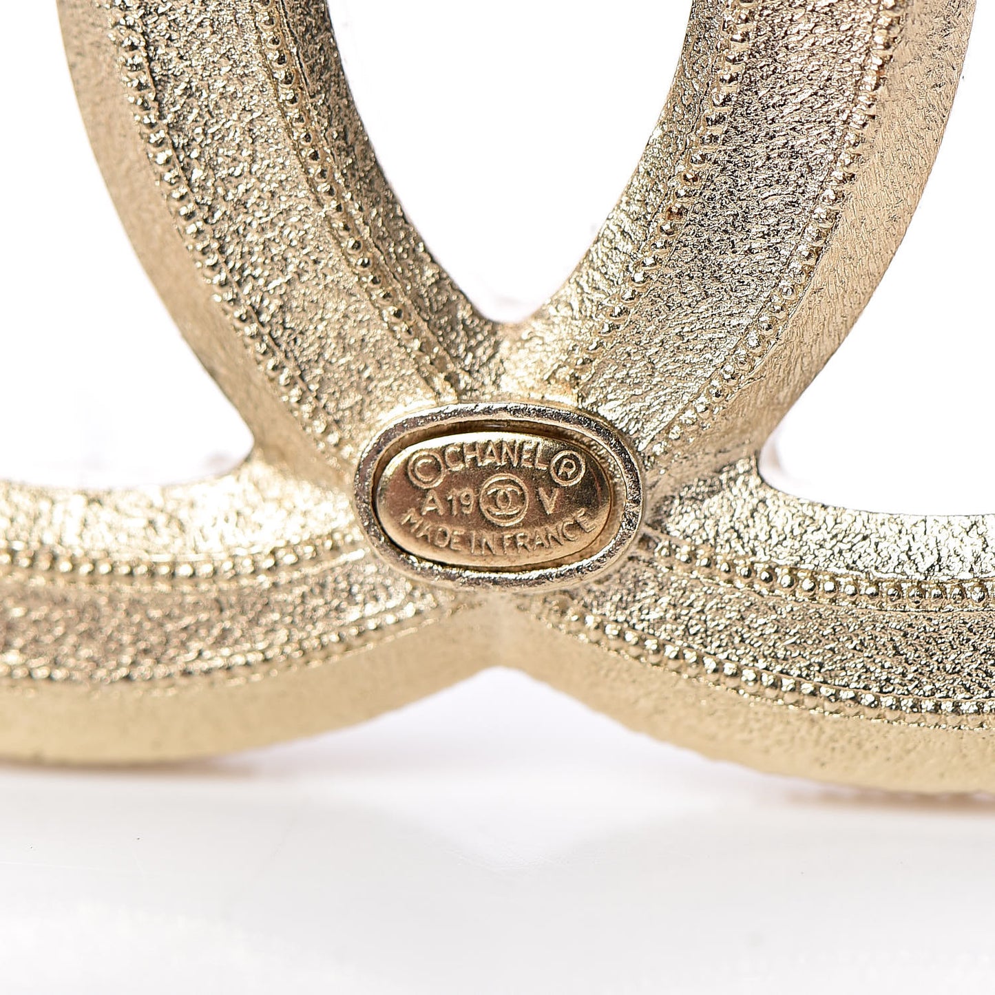Pearl CC Brooch Gold
