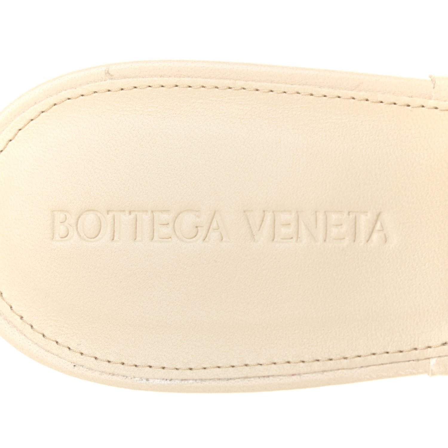 Bottega Veneta Nappa Quilted Rubber Lido Mule Sandals 39 Sea Salt 7 of 7