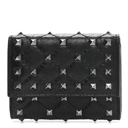 Valentino Garavani Craquele Nappa Rockstud Spike Bi-Fold Card Holder Black 1 of 8