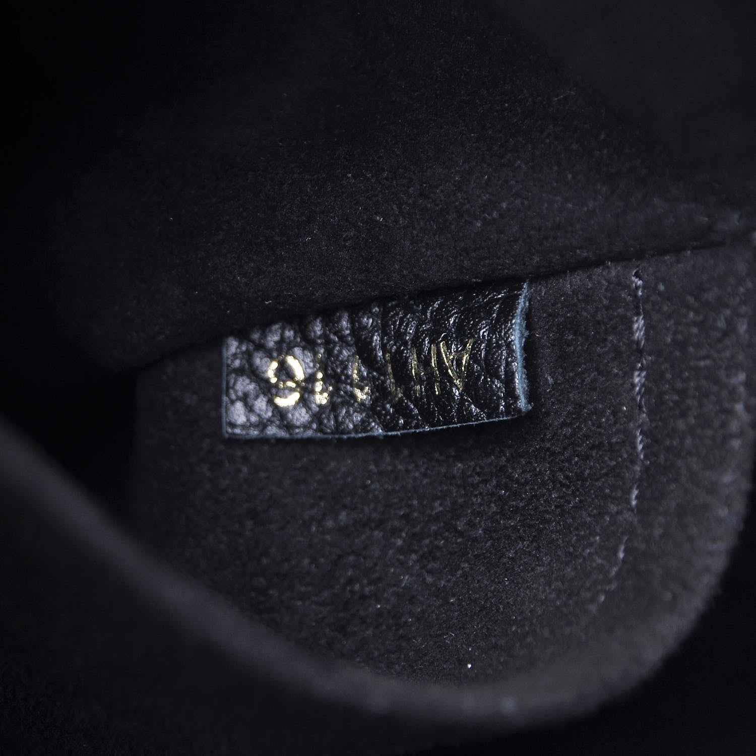 Louis Vuitton Monogram Retiro NM Black 8 of 8
