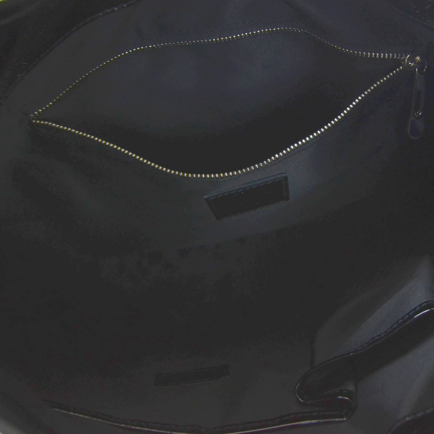 Burberry Patent Quilted Brook Hobo Black 7 of 8