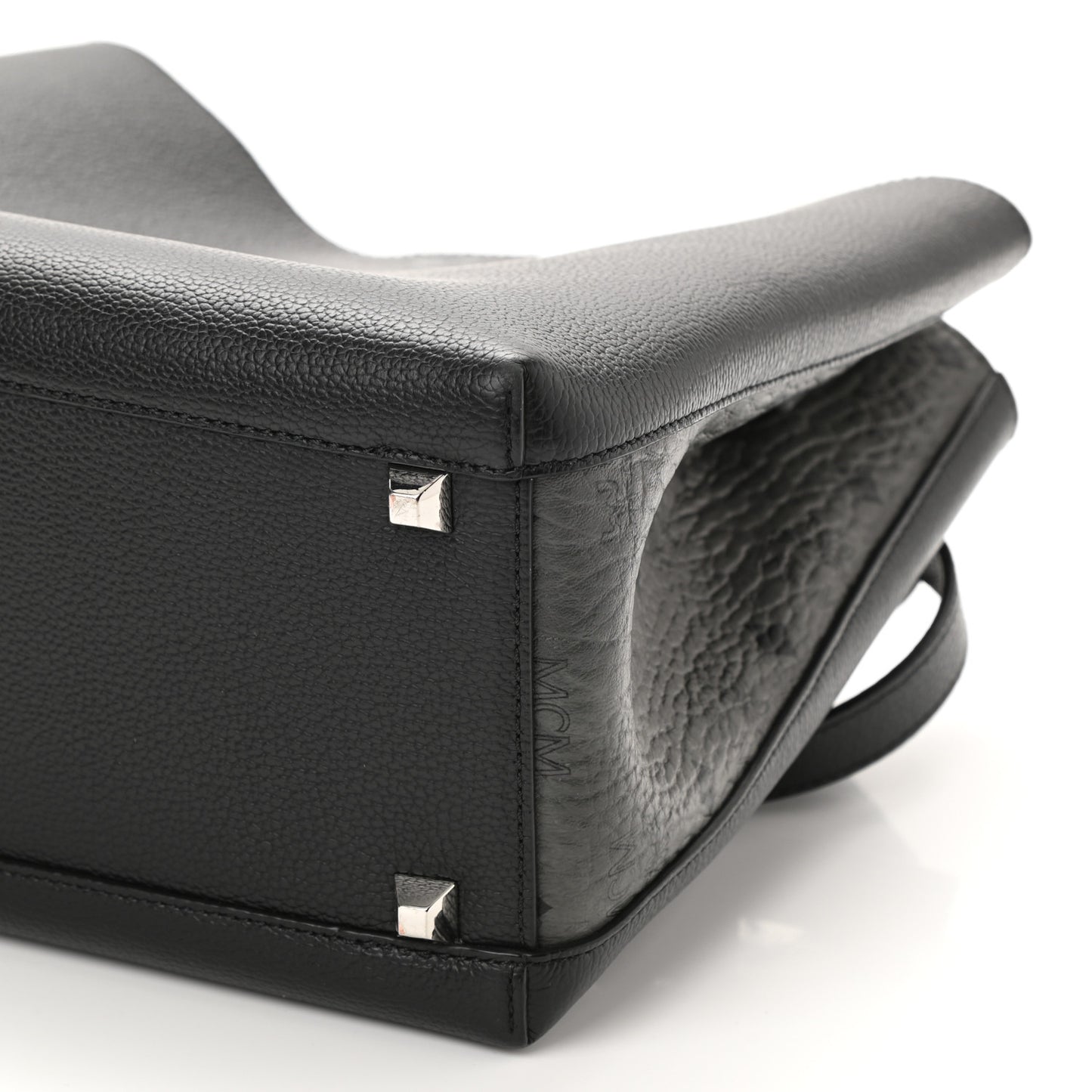Grained Calfskin Visetos Medium Sarah Hobo Black