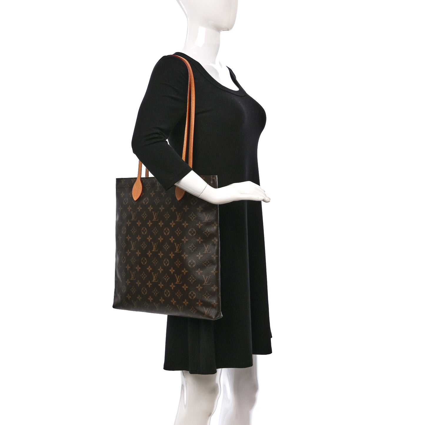 Monogram Carry It