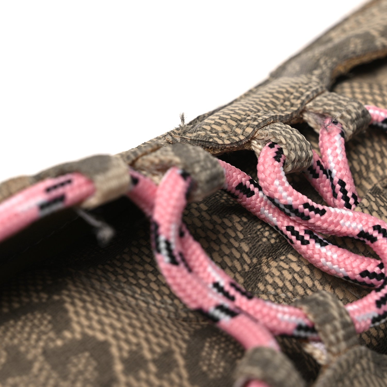 Gucci Ultralight Plume Calfskin Monogram Printed Womens Gucci Run Sneakers 37.5 Beige Ebony 12 of 13