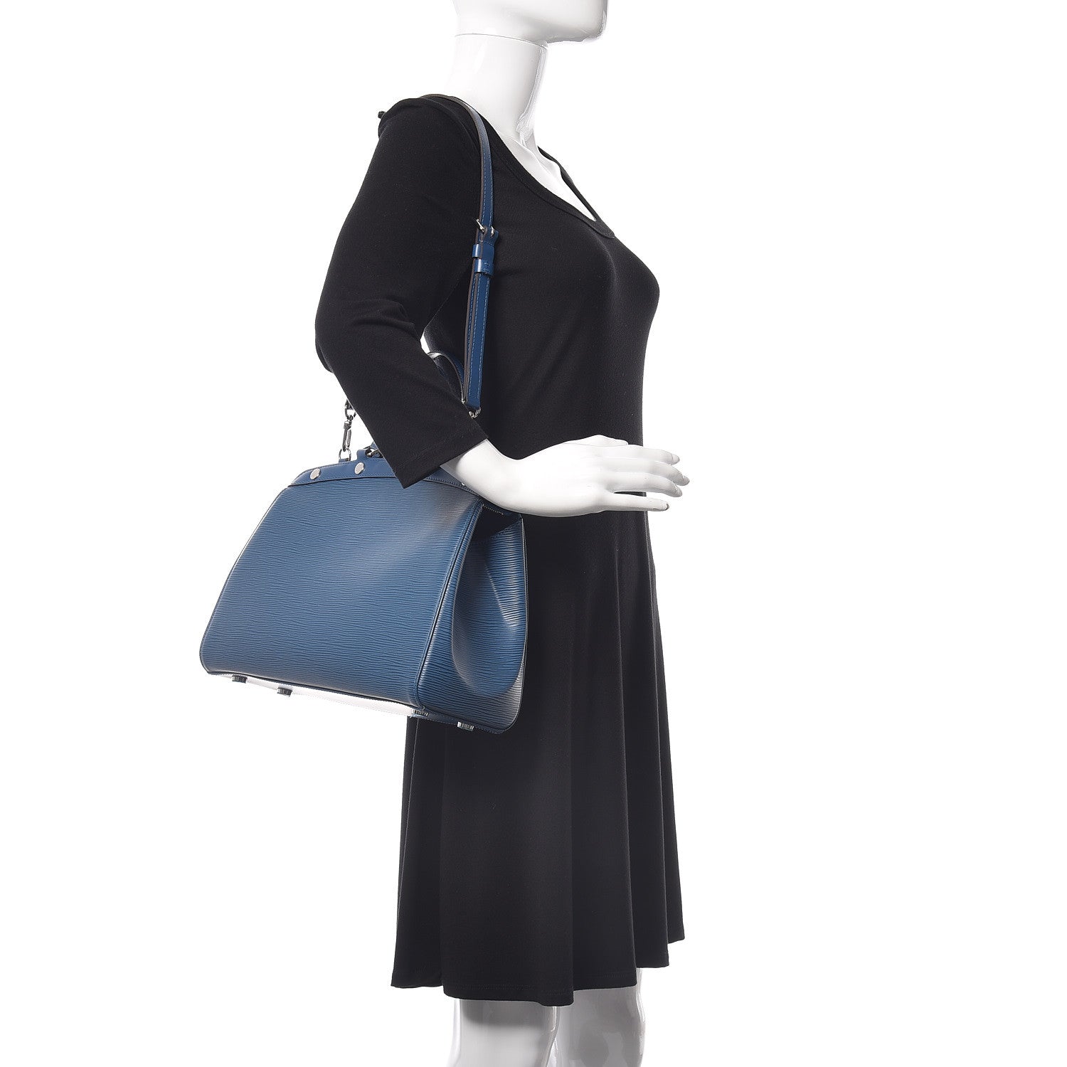 Louis Vuitton Epi Brea MM Saphir 2 of 11