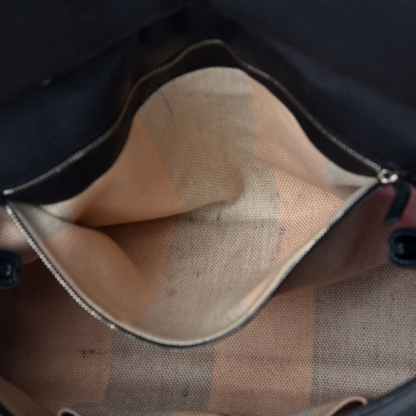 Pebbled Calfskin Large Bamboo Daily Top Handle Bag Black