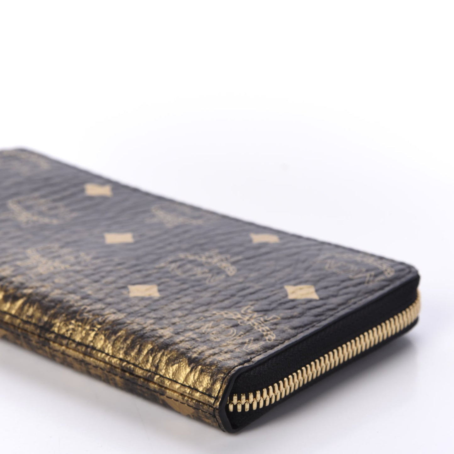 Gradation Visetos Rockstar Large Zip Around Wallet Black and Gold