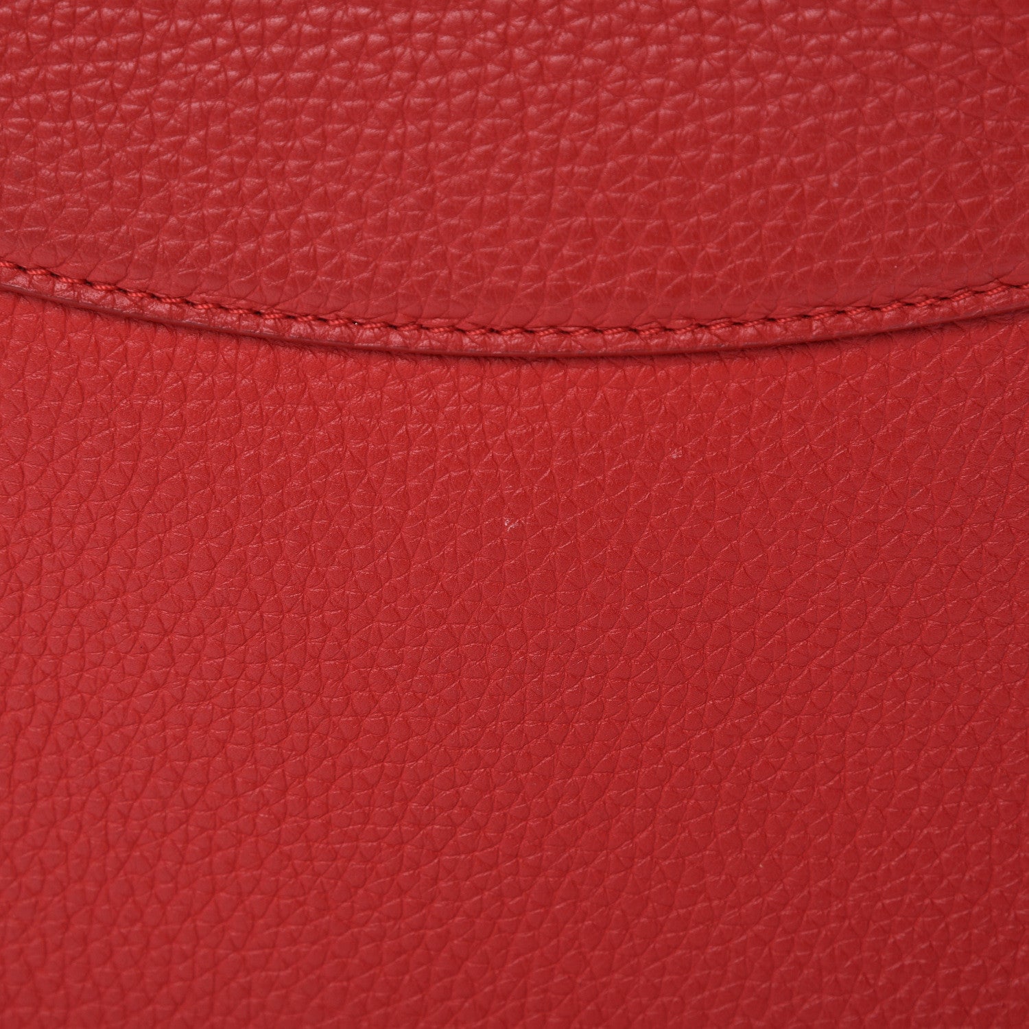 Louis Vuitton Taurillon Capucines PM Rubis 18 of 21