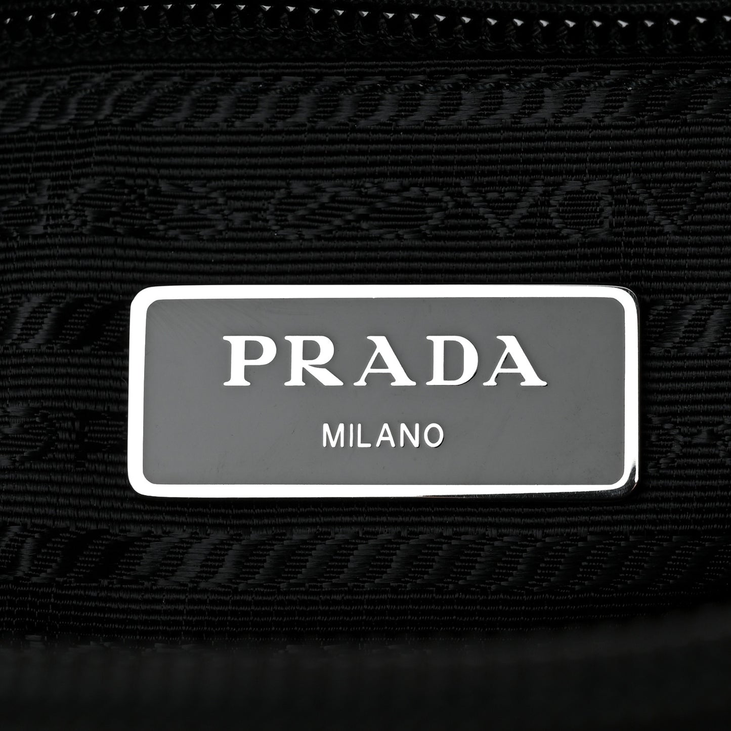 Tessuto Nylon Saffiano Flat Messenger Bag Black