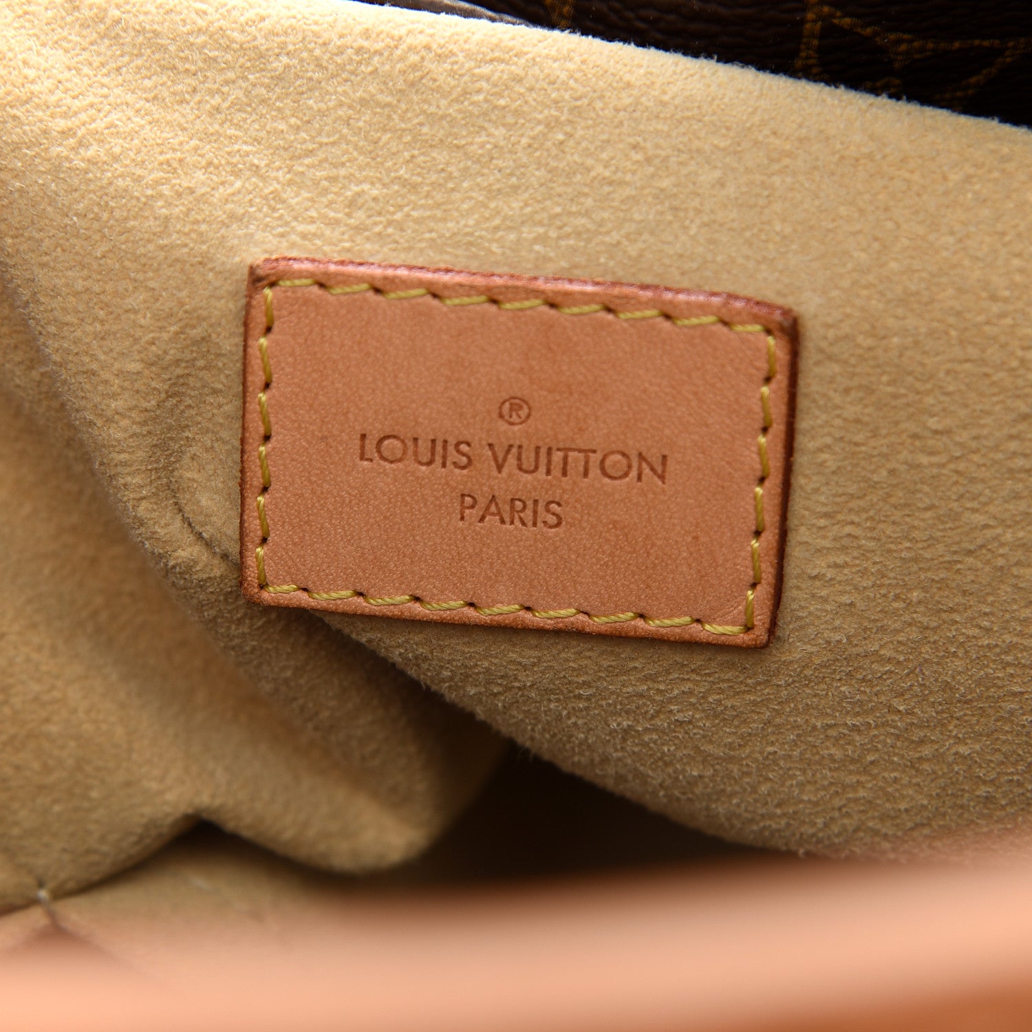 Louis Vuitton Monogram Artsy MM 6 of 12