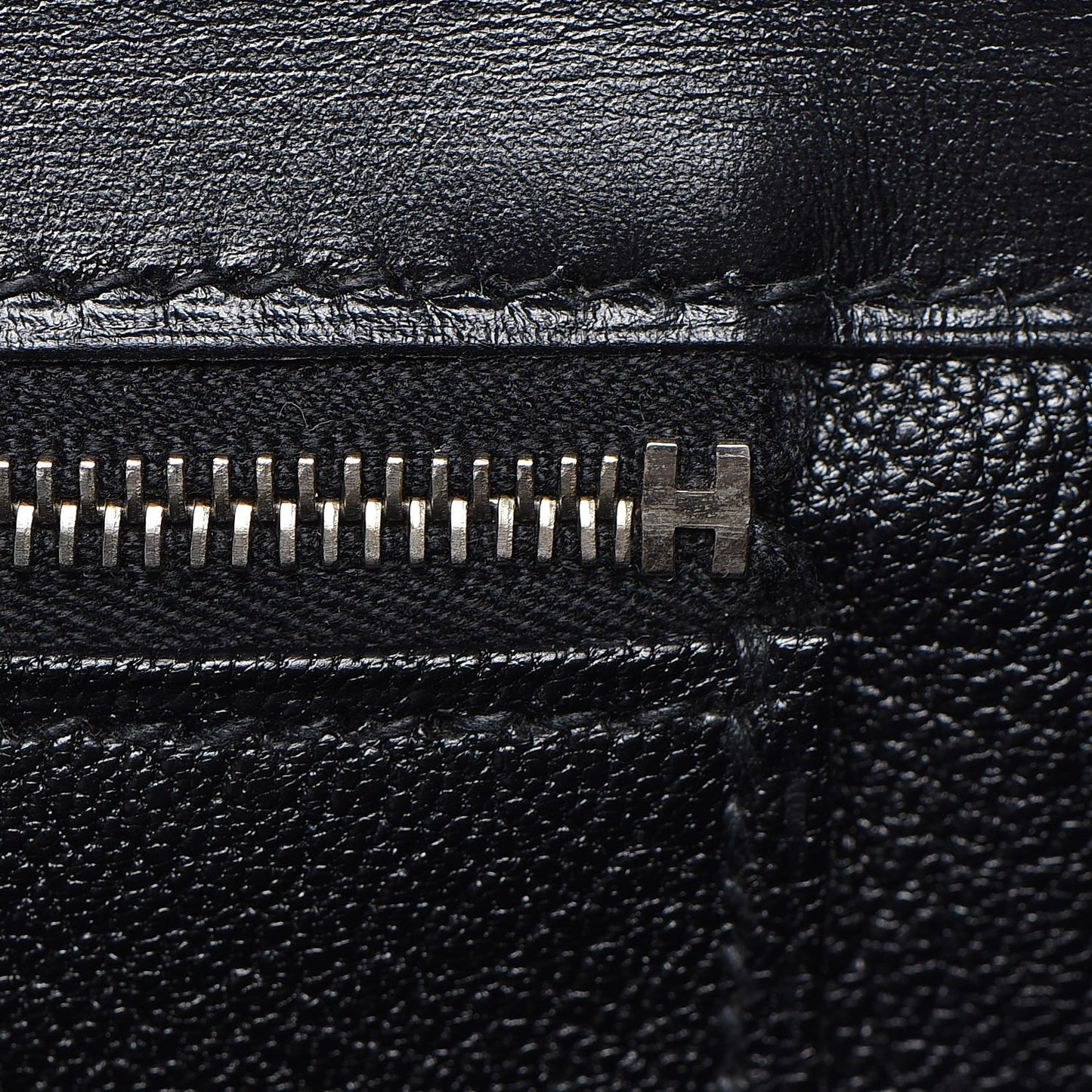 Box Kelly Retourne 40 Black