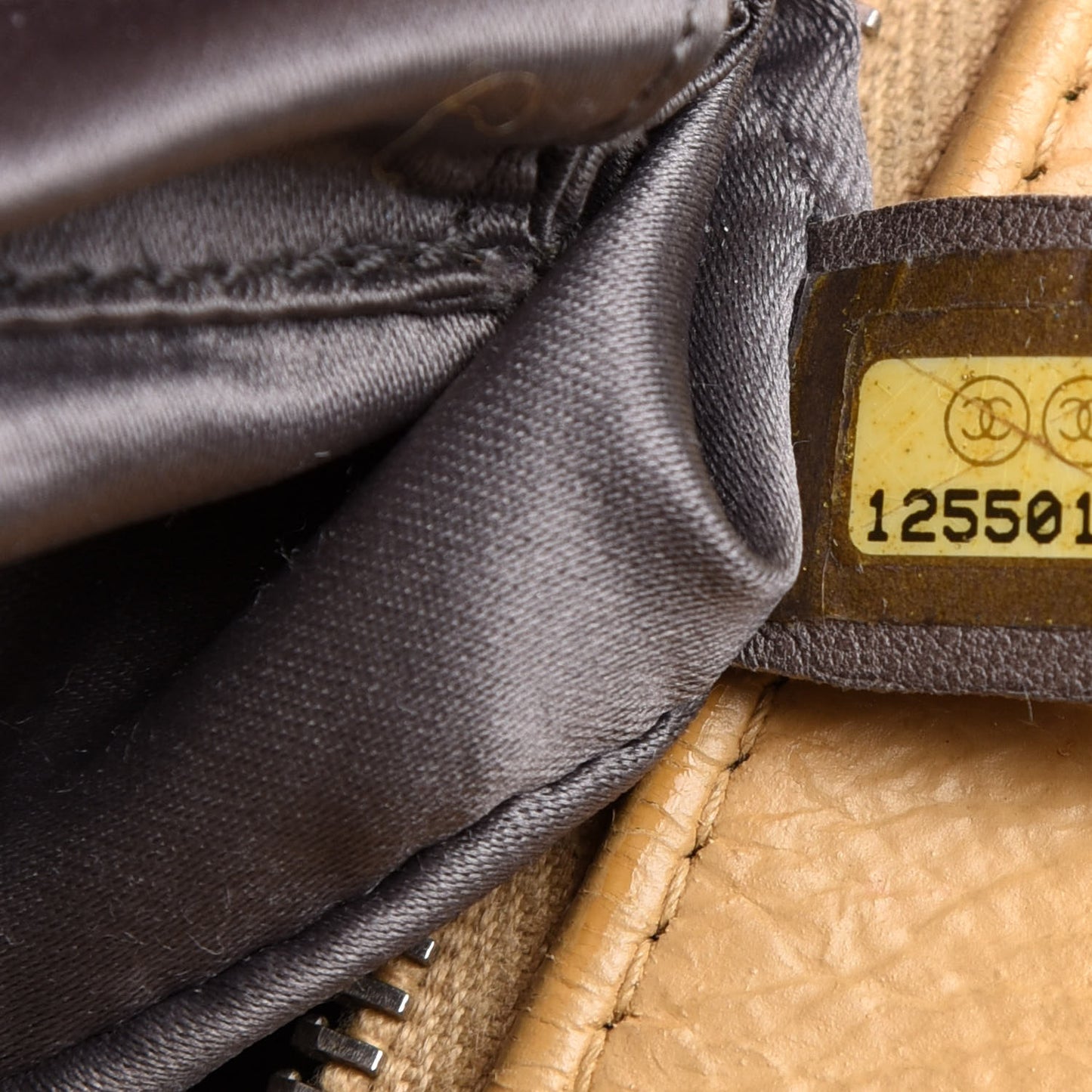 Lambskin Bubble Quilt Bowler Beige
