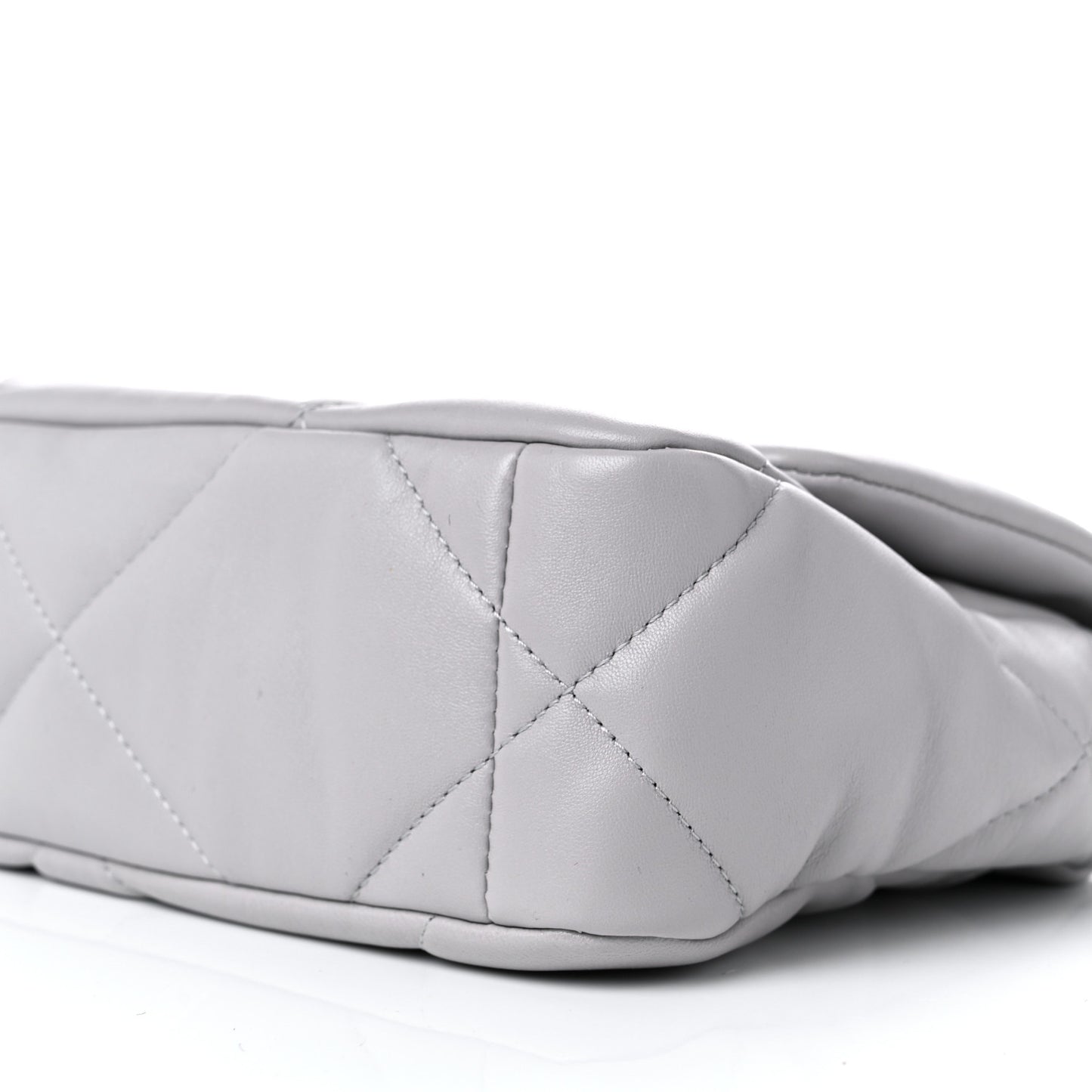 Lambskin Quilted Medium Chanel 19 Flap Grey