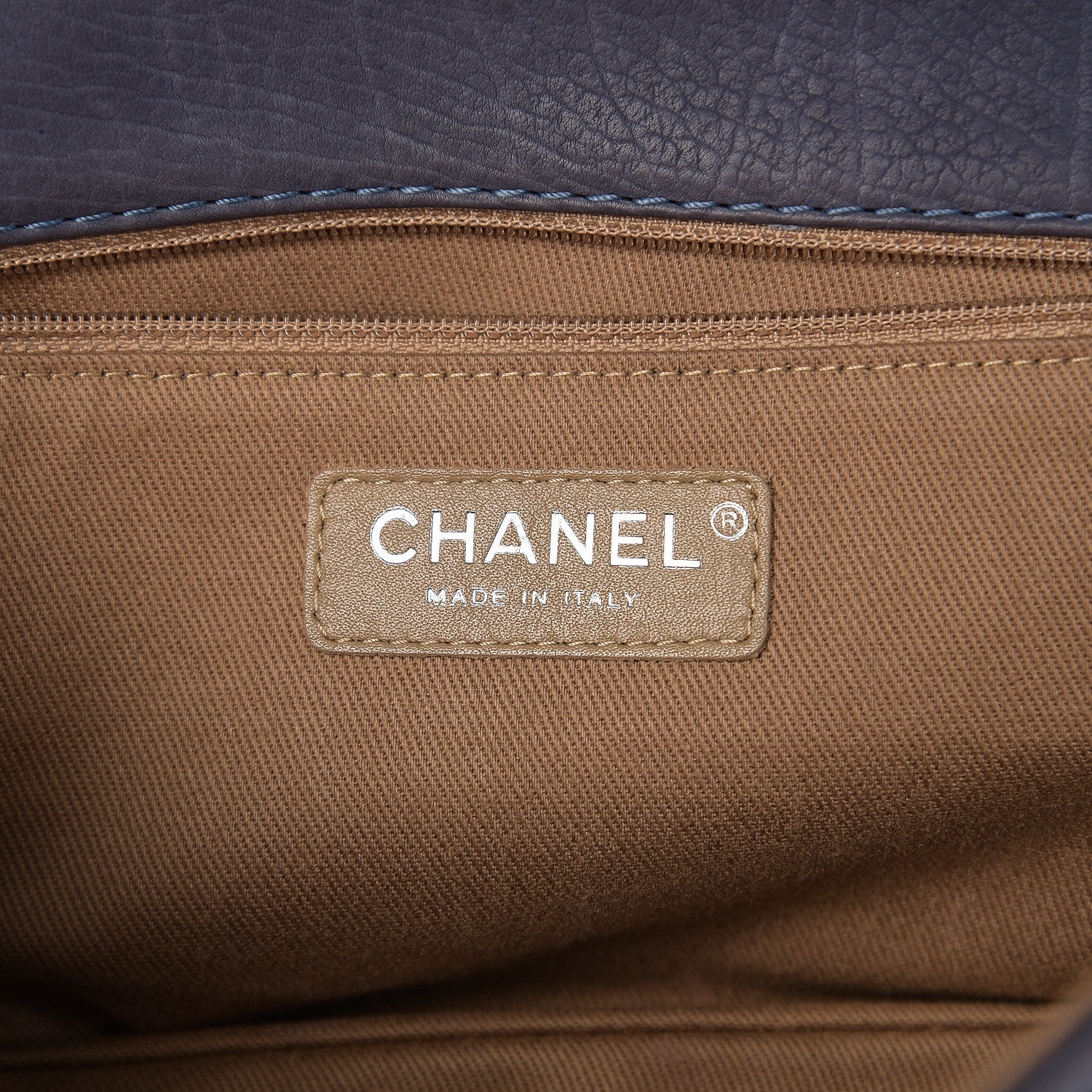 Chanel Washed Calfskin Diamond Stitch Hamptons Clutch With Chain Blue 5 of 13