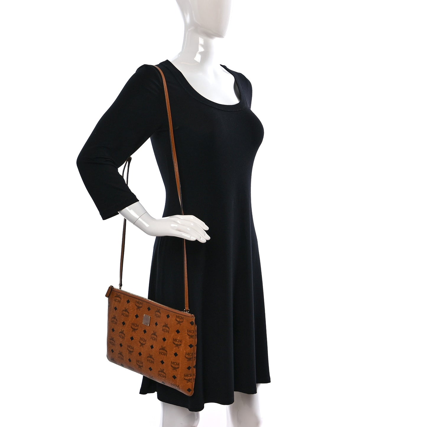 Visetos Medium Crossbody Pouch Cognac