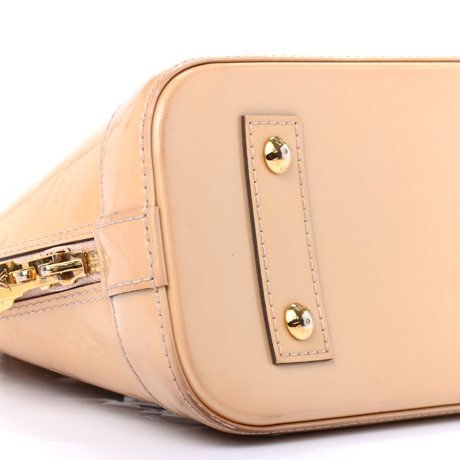 Louis Vuitton Vernis Alma BB Dune 9 of 10