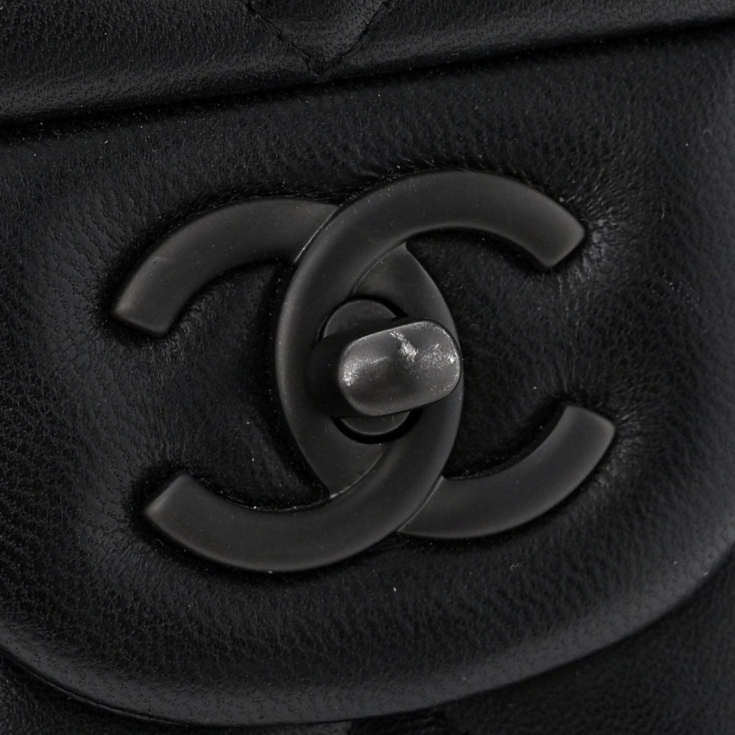 Lambskin Quilted Jumbo Double Flap So Black