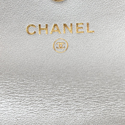 Chanel Metallic Goatskin Quilted Chanel 19 Flap Card Holder Silver 7 of 9