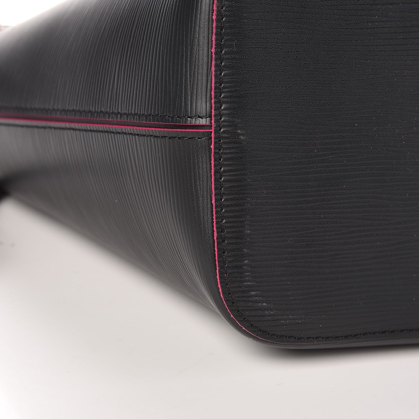 Epi Neverfull MM Black Hot Pink