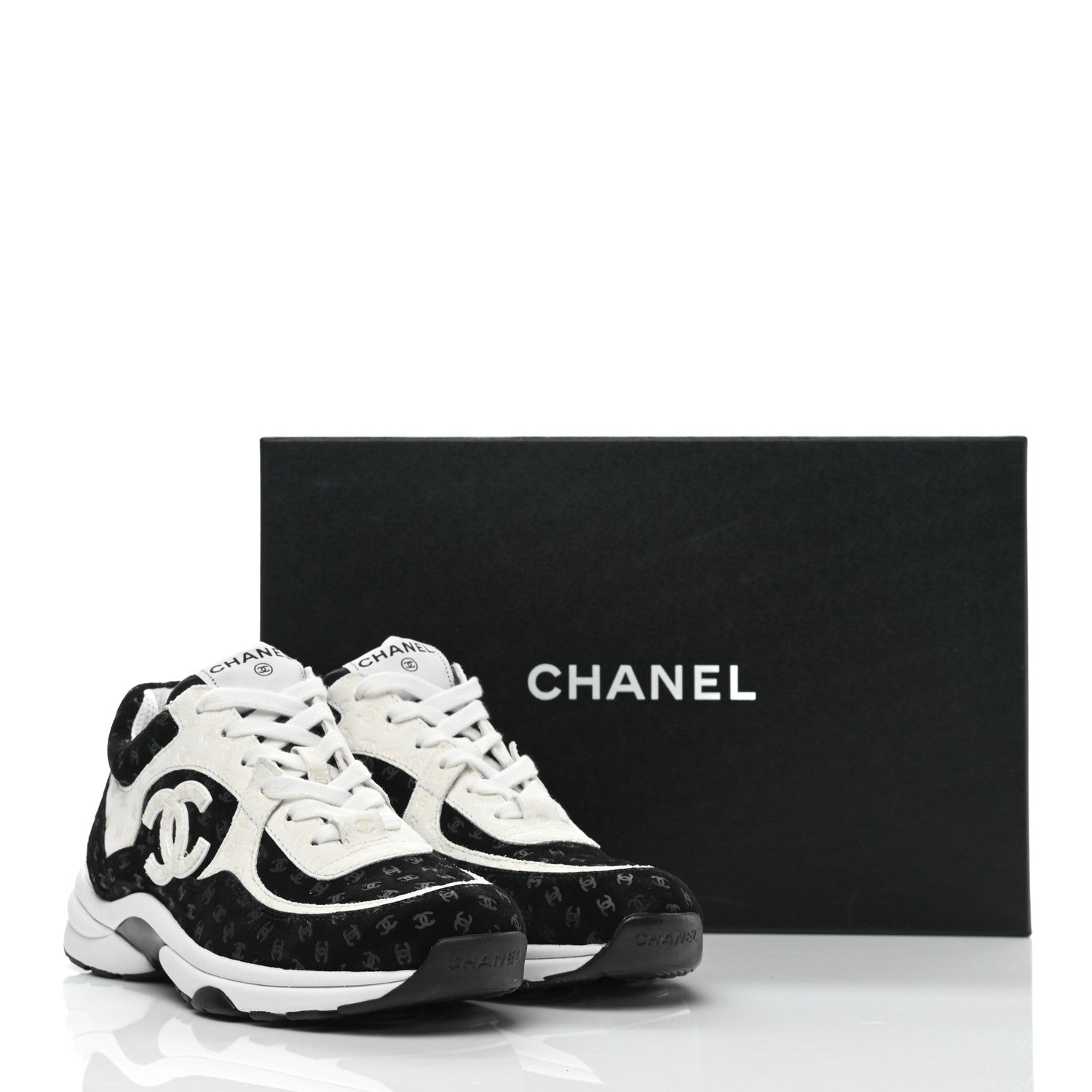 Chanel Suede Calfskin Printed CC Sneakers 38.5 Black White 10 of 10