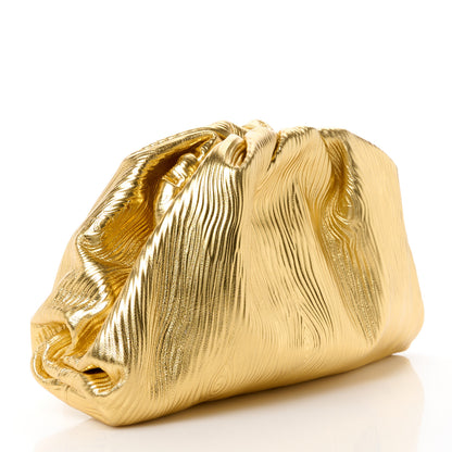 Bottega Veneta Metallic Bark Calfskin Embossed The Pouch Oversized Clutch Oro 3 of 11