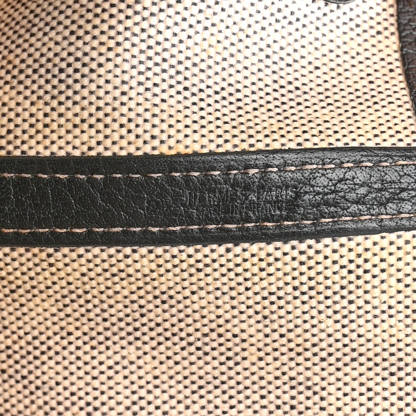Twill H Negonda Garden Party 36 MM Tote Ecru Black
