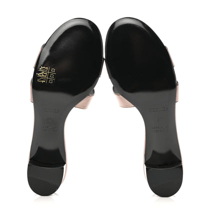 Hermes Metallic Calfskin Oasis Sandals 37 Or Vieilli 6 of 9