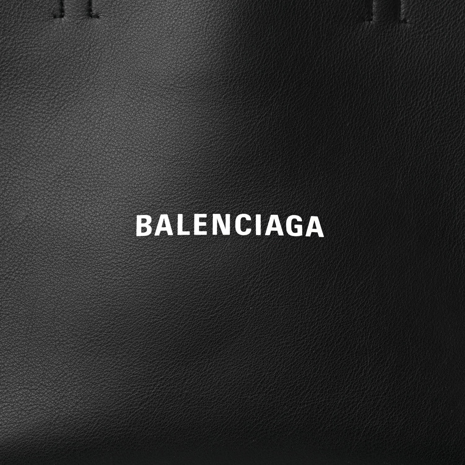 Balenciaga Smooth Calfskin Everyday East West Tote Bag Grey Black White 7 of 10