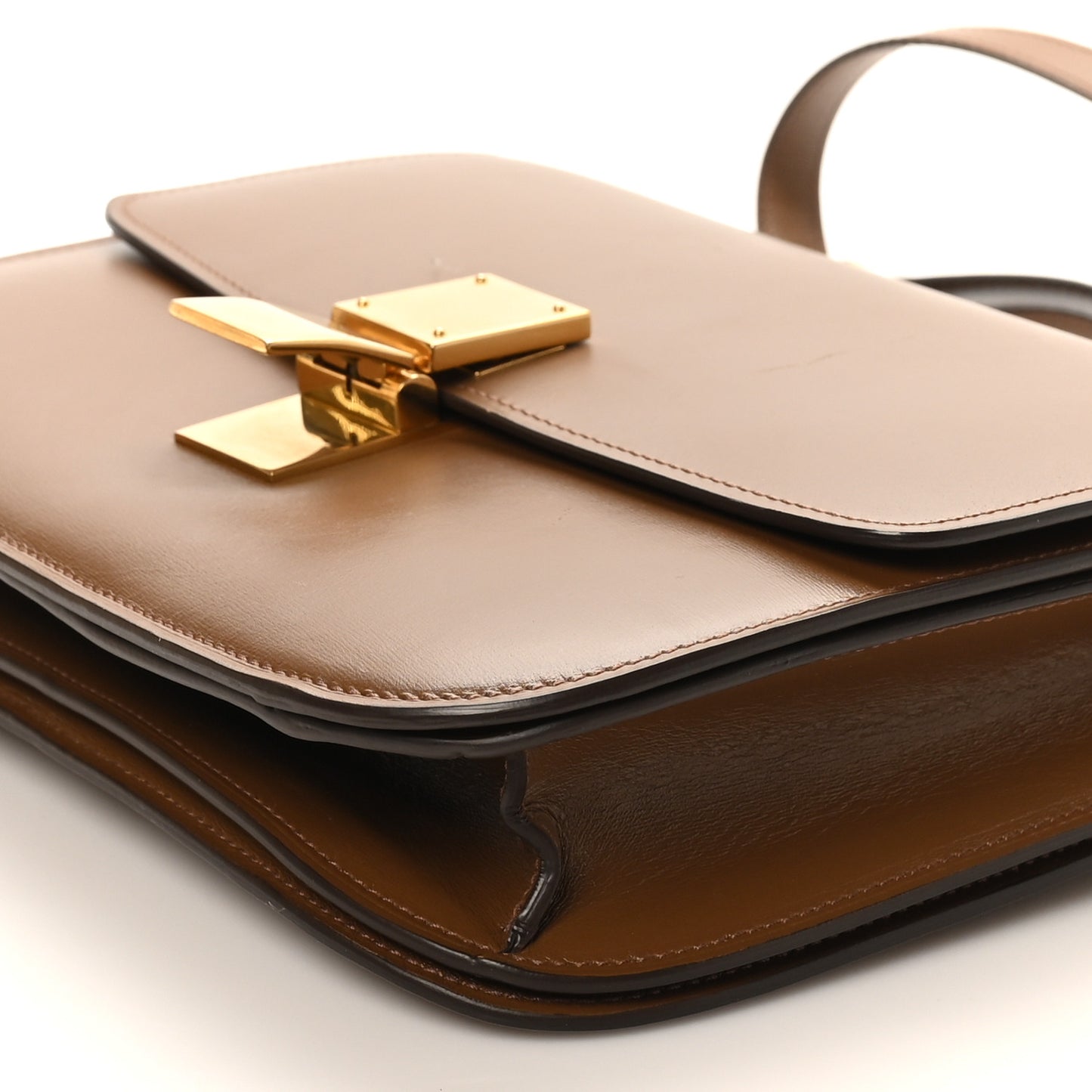 Box Calfskin Medium Classic Box Flap Bag Camel