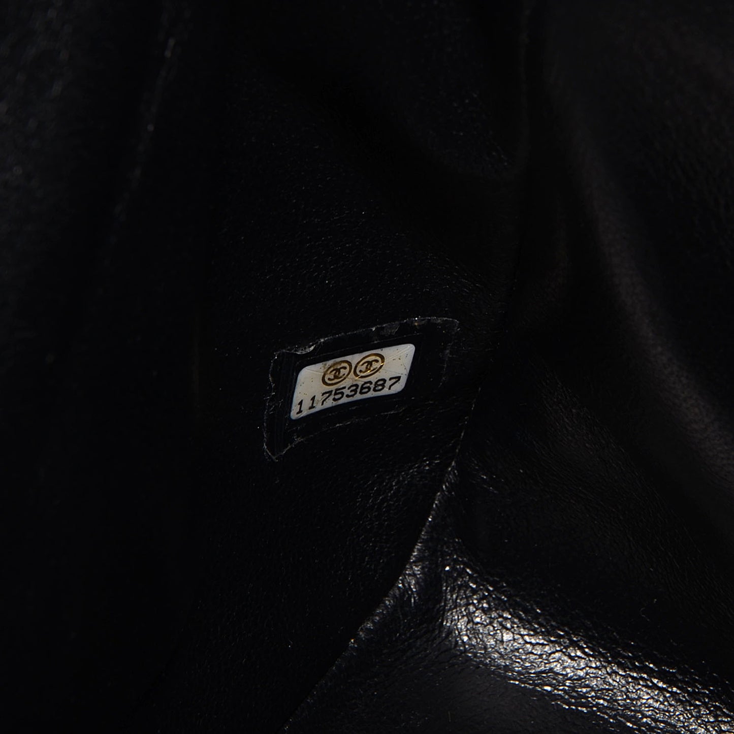 Distressed Patent Jumbo Single Flap Black