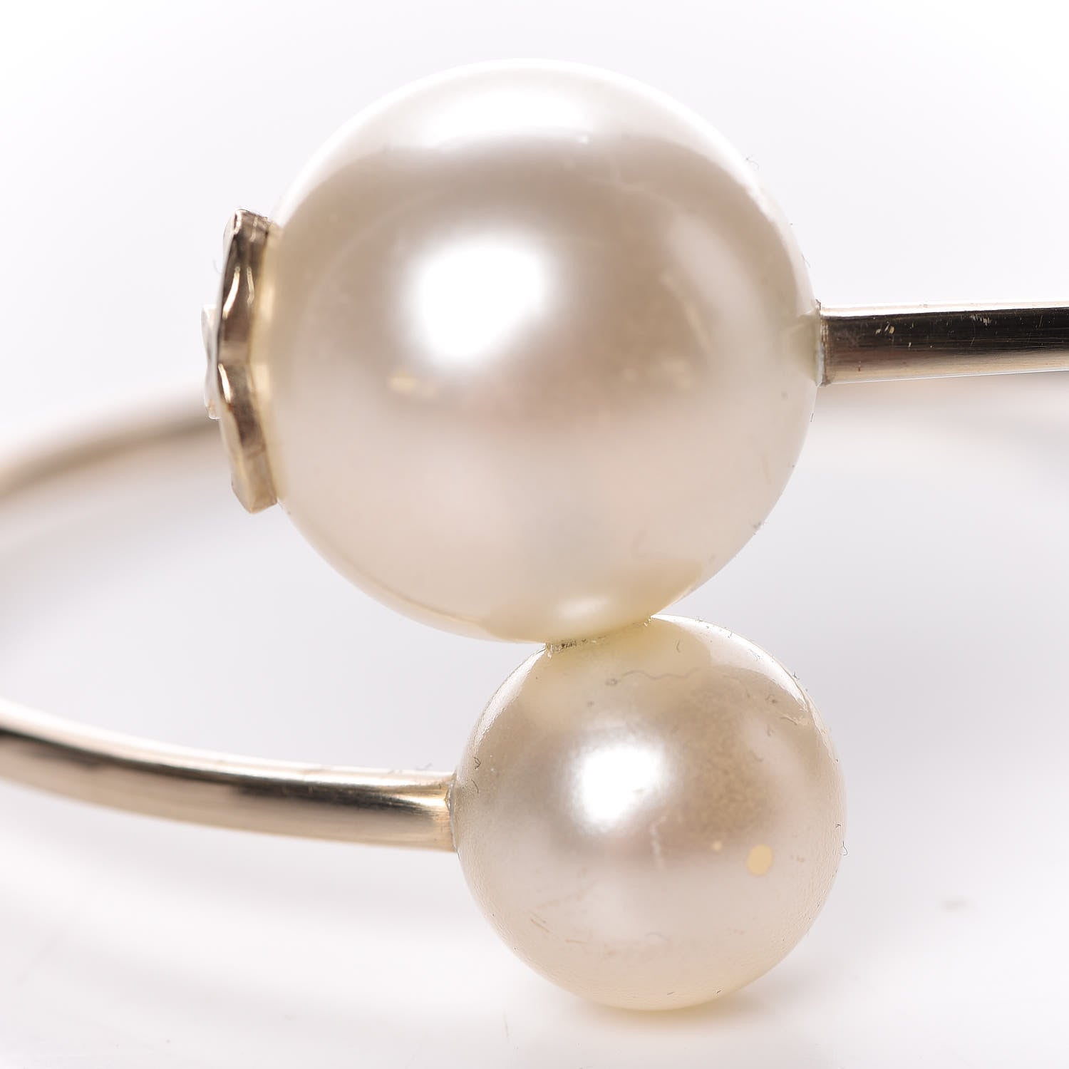 Chanel Pearl Cuff Gold 4 of 7