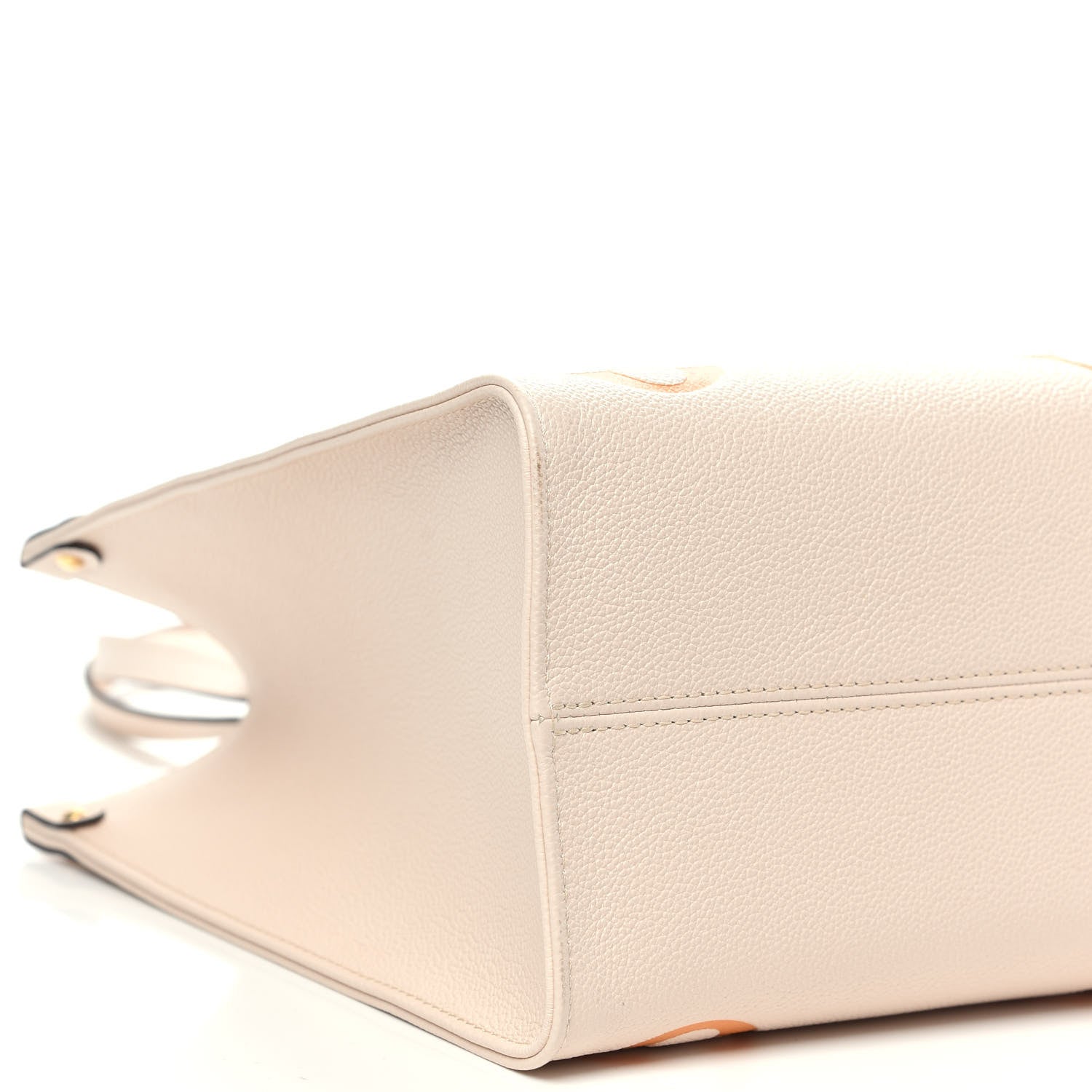 Louis Vuitton Empreinte Monogram Giant By The Pool Onthego MM Cream Saffron 10 of 12