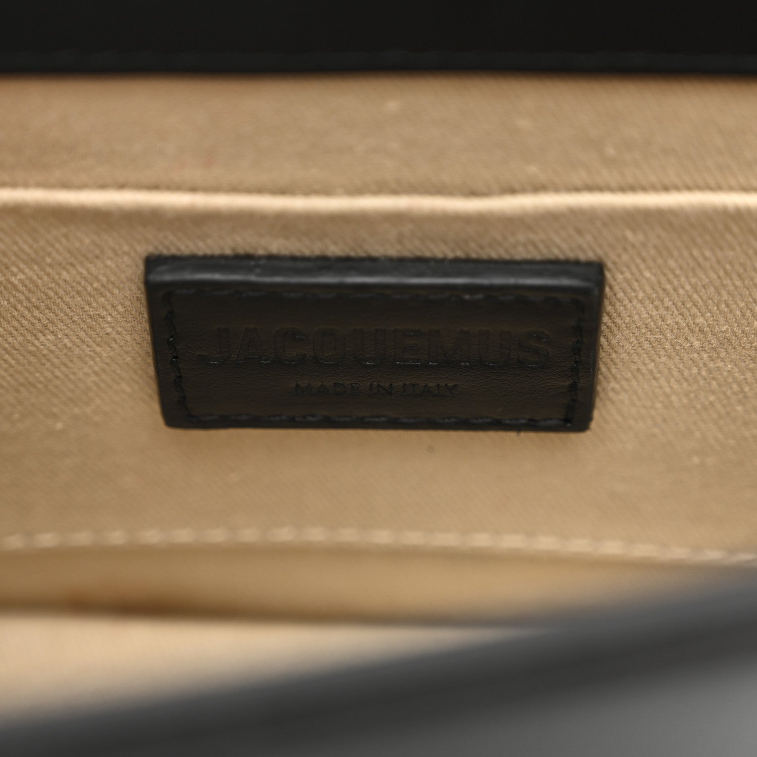 Jacquemus Smooth Calfskin Le Chiquito Moyen Black 6 of 16