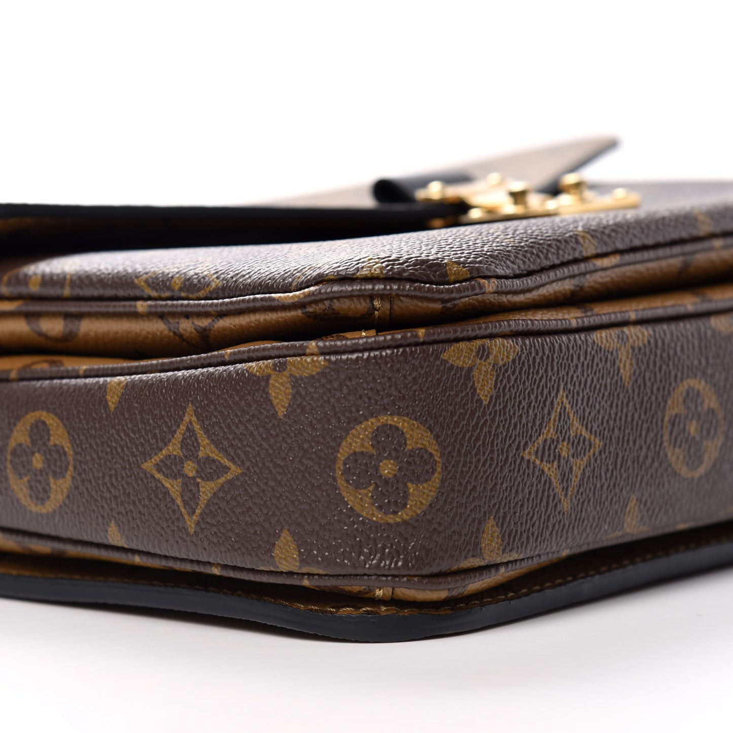 Reverse Monogram Pochette Metis