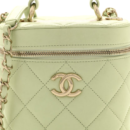 Chanel Lambskin Quilted Trendy Vanity Case Sea Green 8 of 10