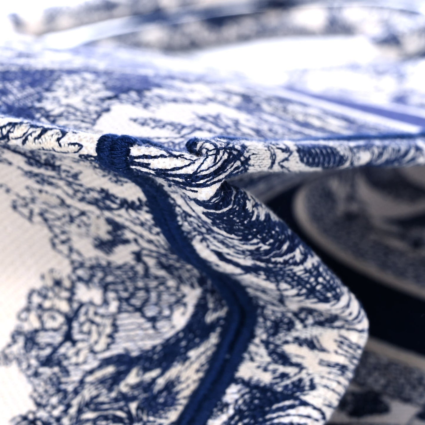Canvas Embroidered Large Dioriviera Toile De Jouy Book Tote Blue