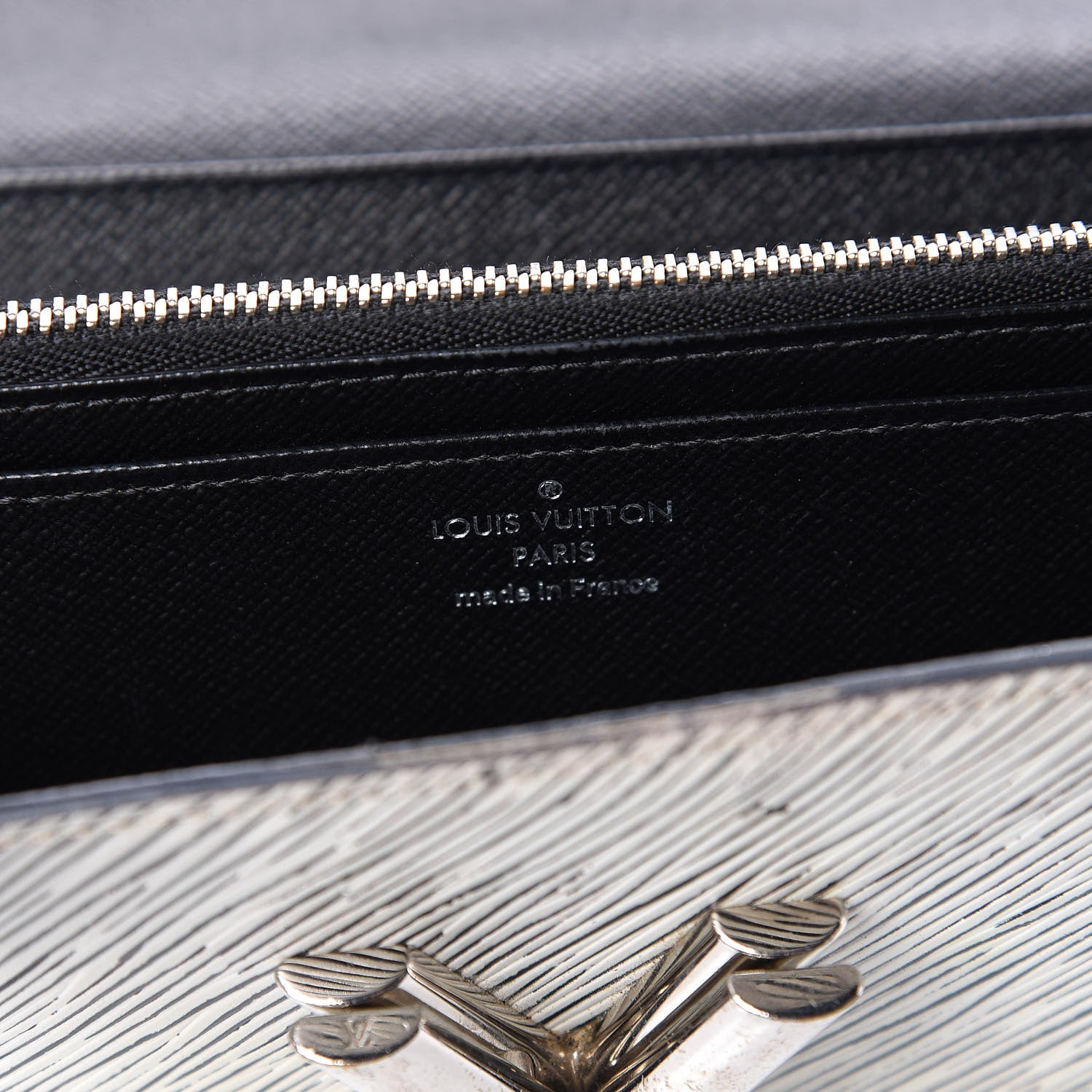 Louis Vuitton Epi Azteque Twist Wallet White 8 of 10