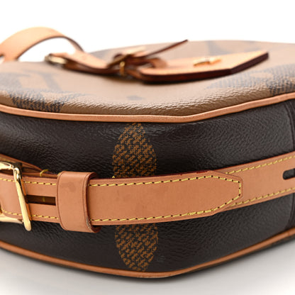 Louis Vuitton Reverse Monogram Giant Boite Chapeau Souple 8 of 10