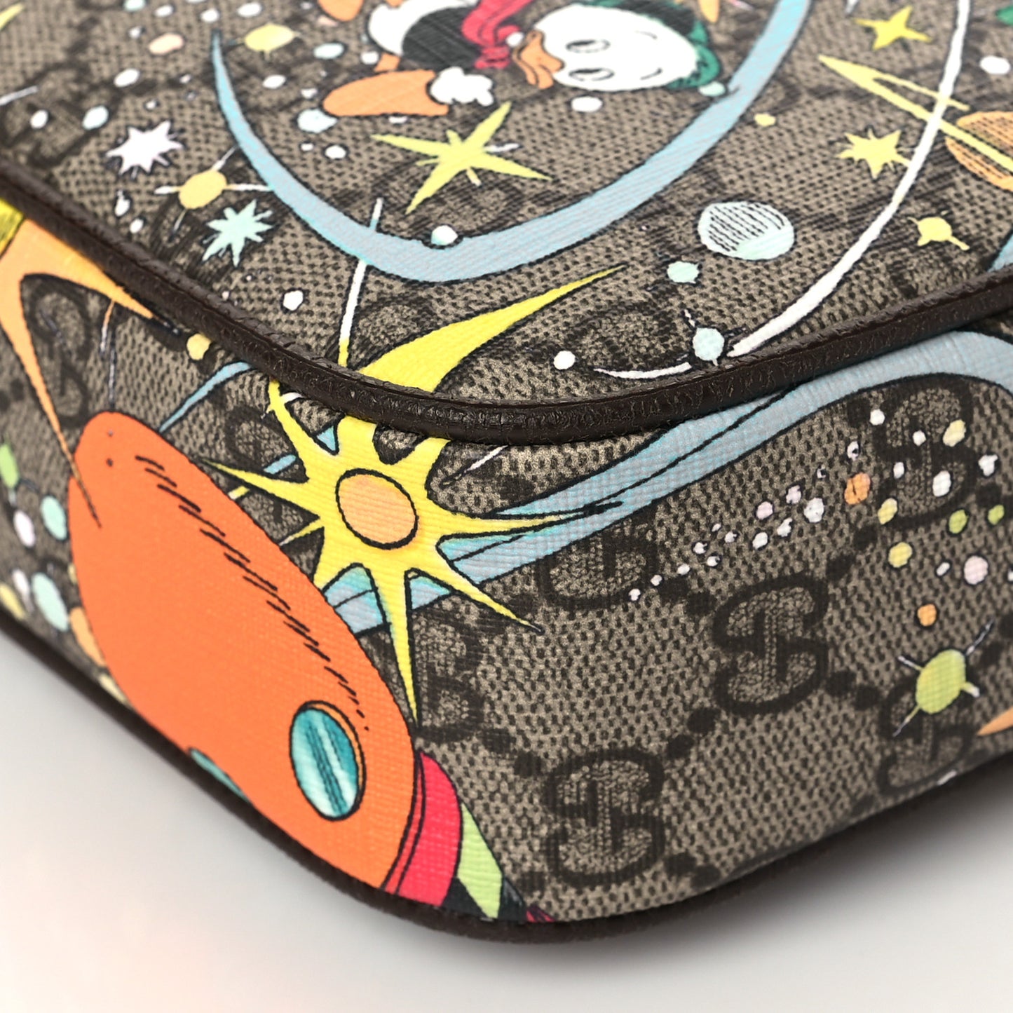 X DISNEY GG Supreme Monogram Donald Duck Small Interlocking G Belt Bag 80 32 Beige Multicolor New Acero