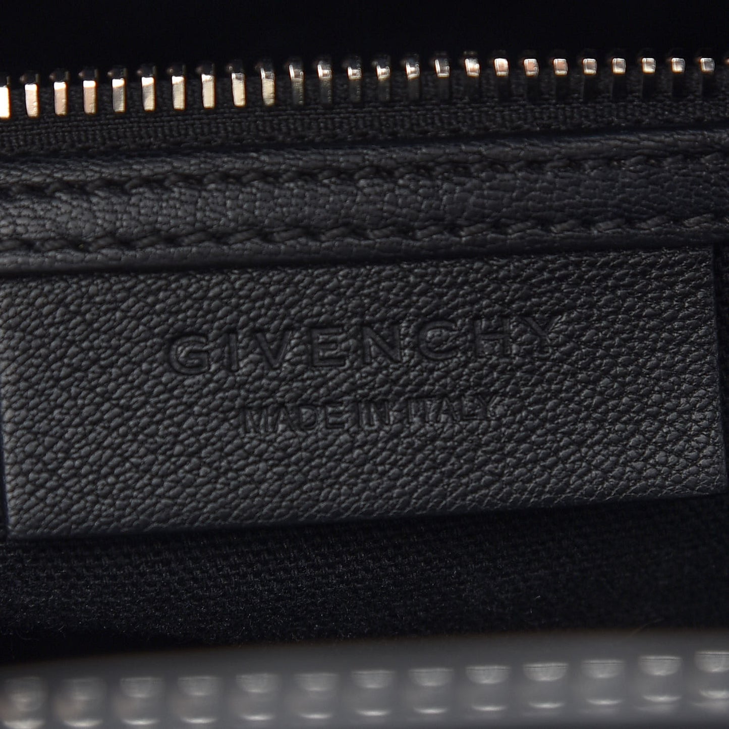Sugar Goatskin Small Antigona Black