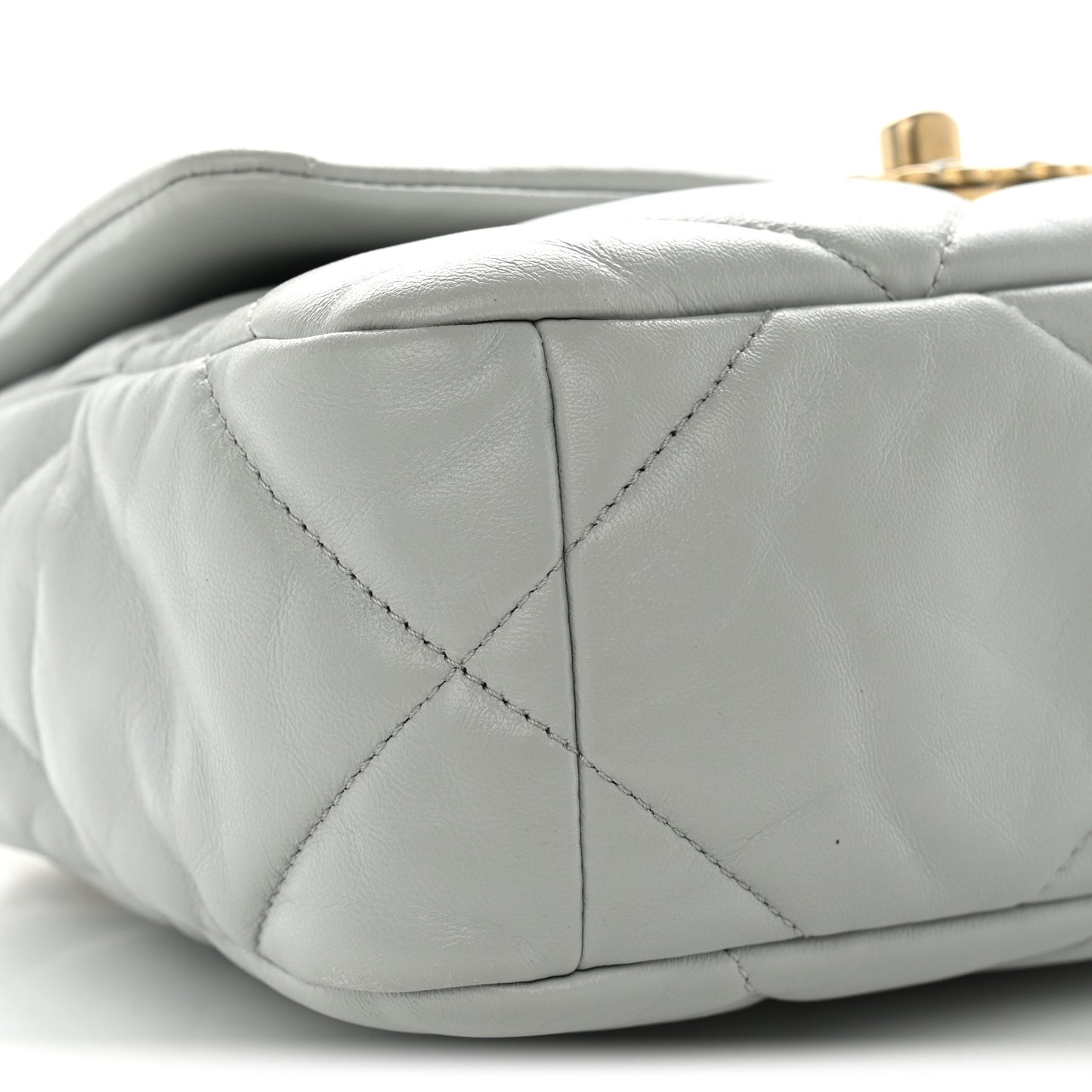 Lambskin Quilted Medium Chanel 19 Flap Grey