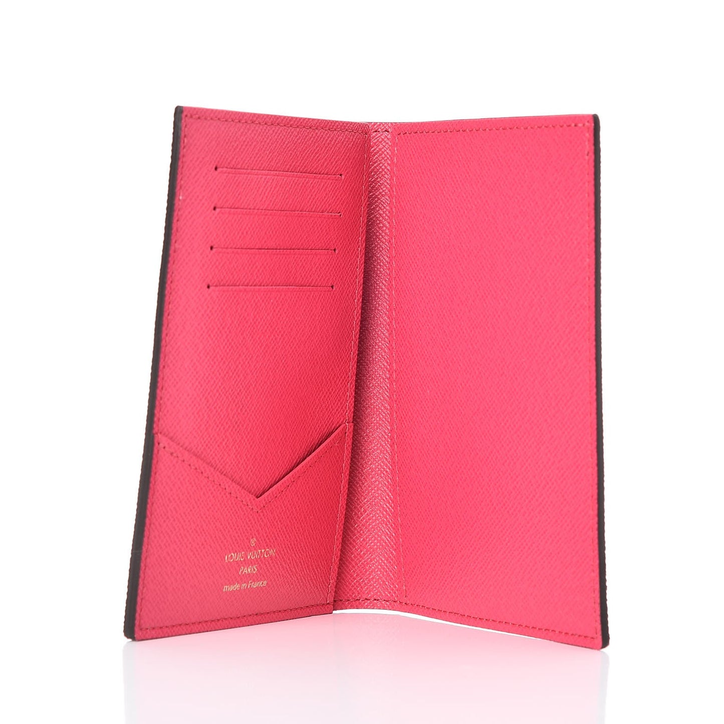 Monogram 2017 Christmas Animation Passport Cover