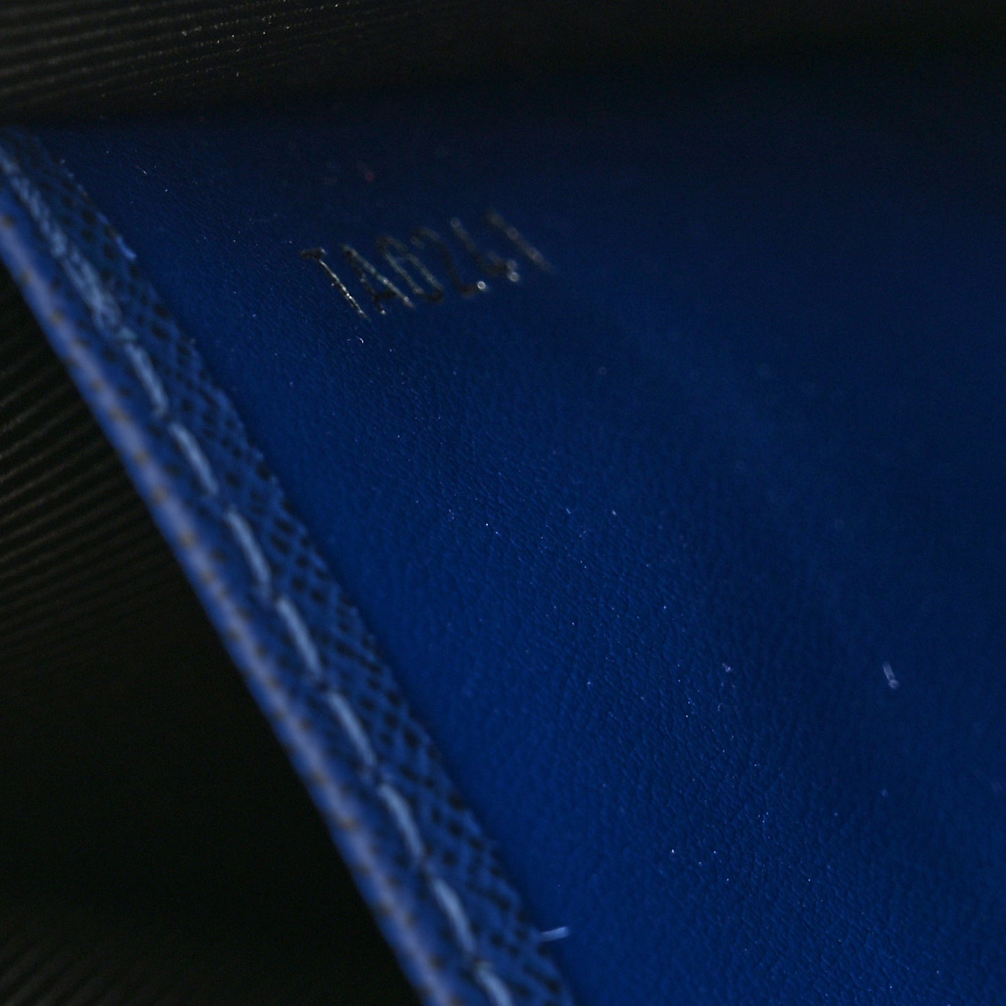 Monogram Eclipse Pochette Voyage MM Pacific Blue