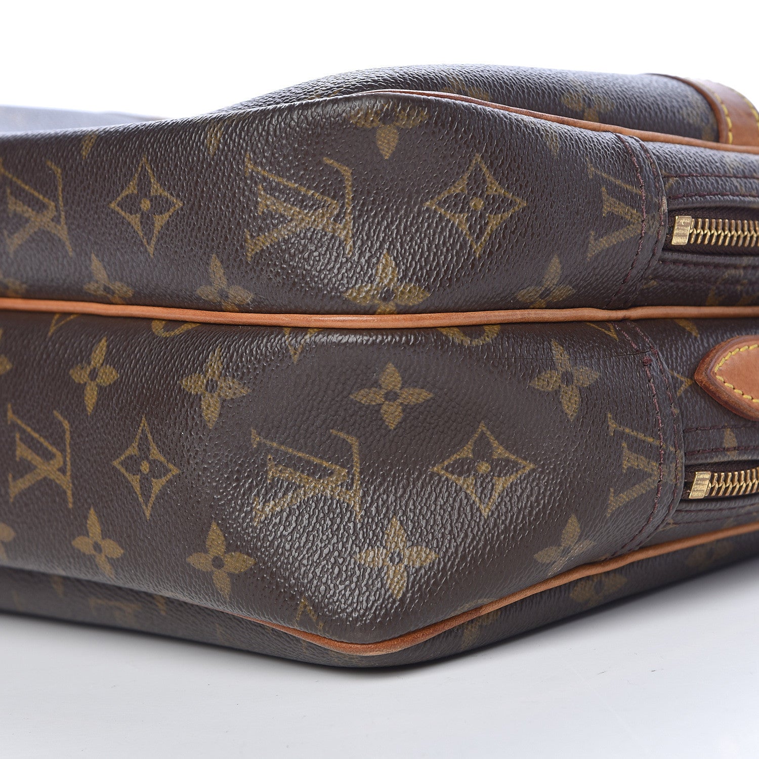 Louis Vuitton Monogram Reporter PM 15 of 16