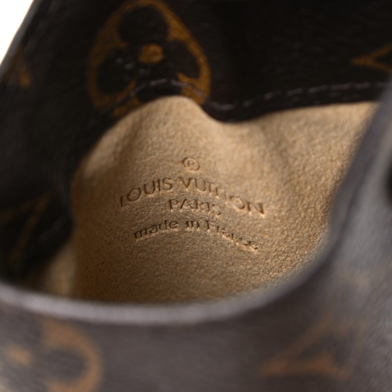 Louis Vuitton Monogram Sunglasses Case MM 6 of 10