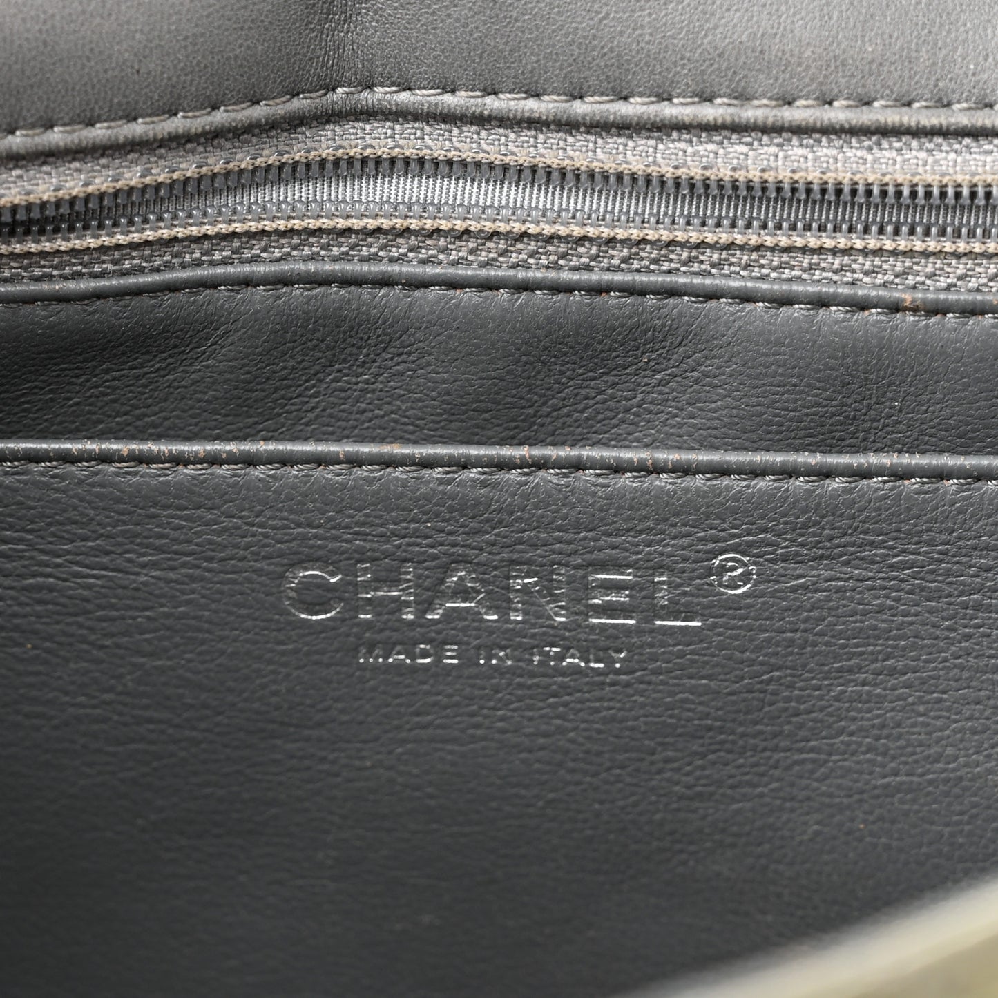 Patent Quilted Jumbo Single Flap Grey