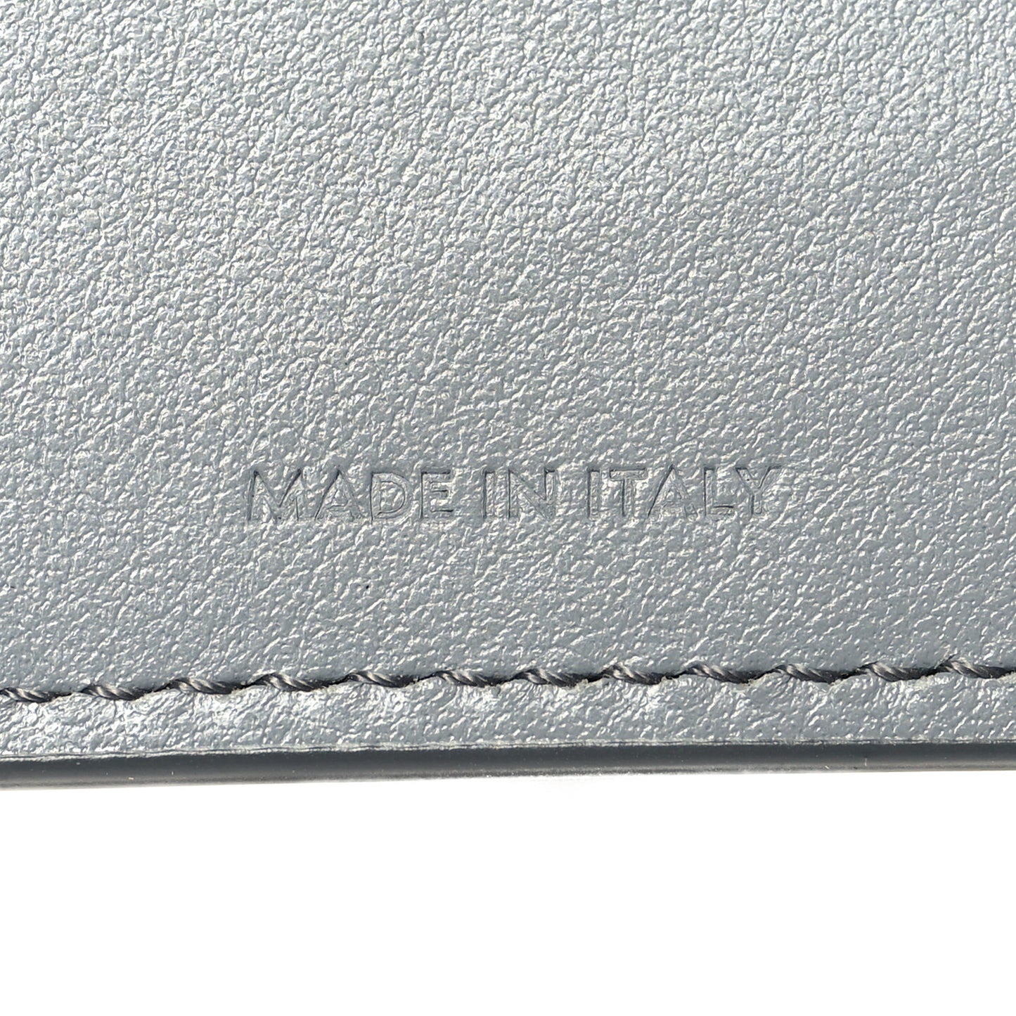 Grained Calfskin Medium Multifunction Strap Wallet Grey Chalk